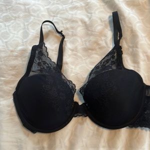Bathroom cherry Blossom bra 36C. NWOT